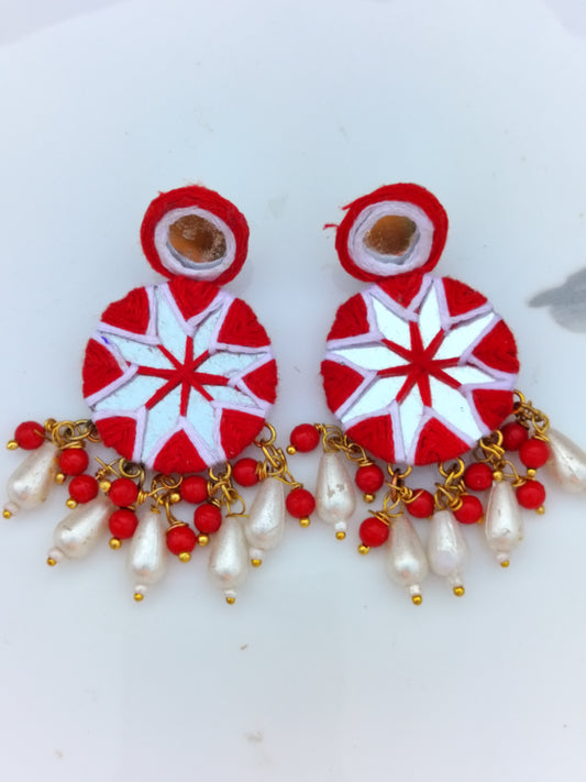 White Red Mirror Ear Style