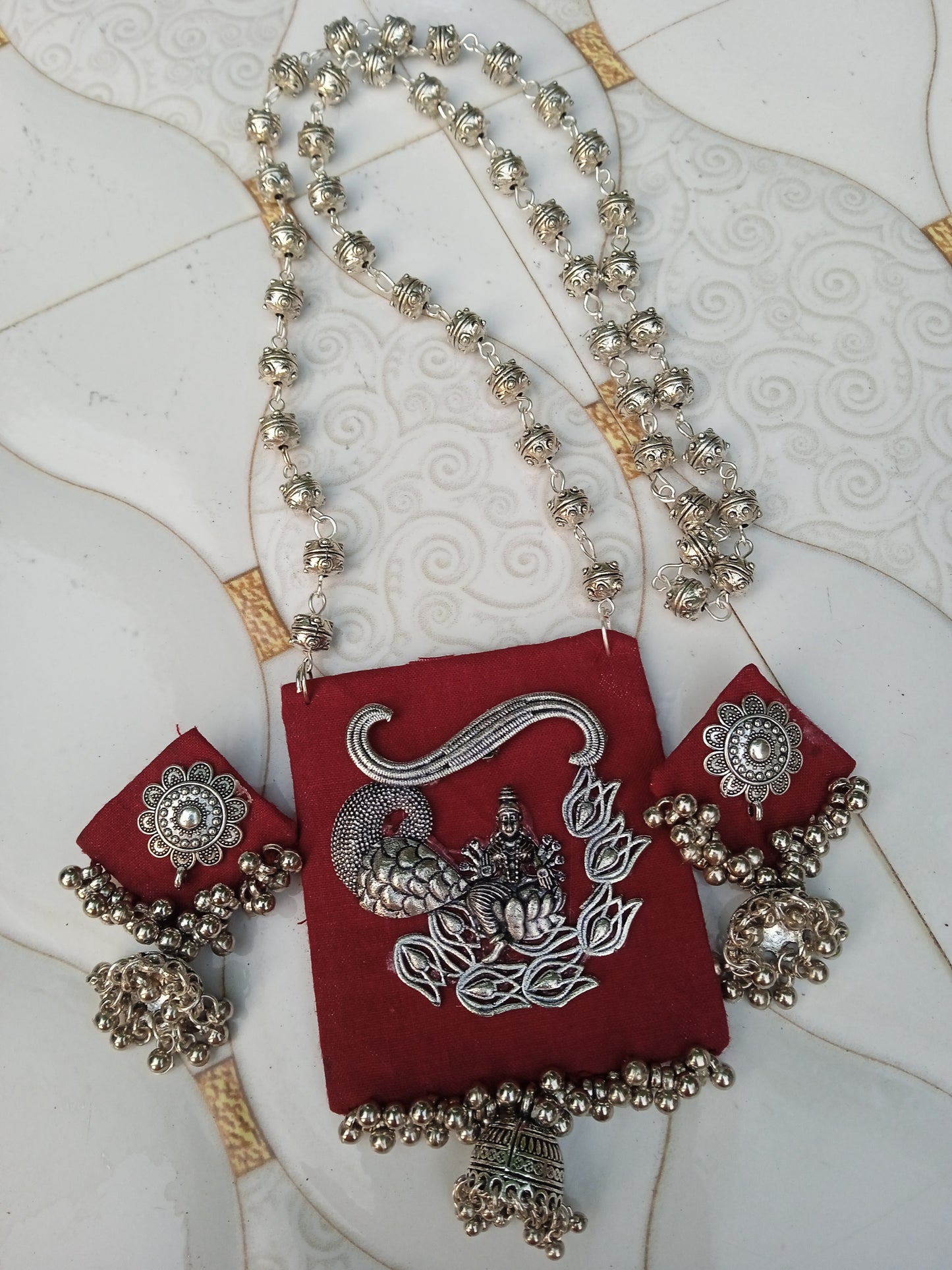 maroon febric pendent jewellery set